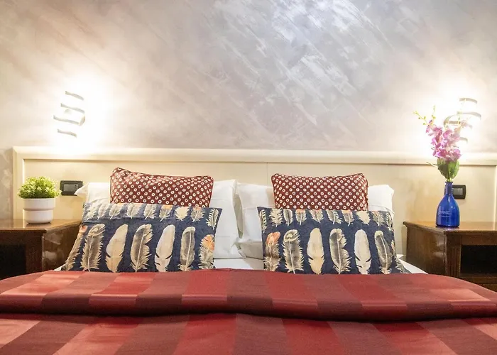 B&B Colorful Suite YardBed and Breakfast